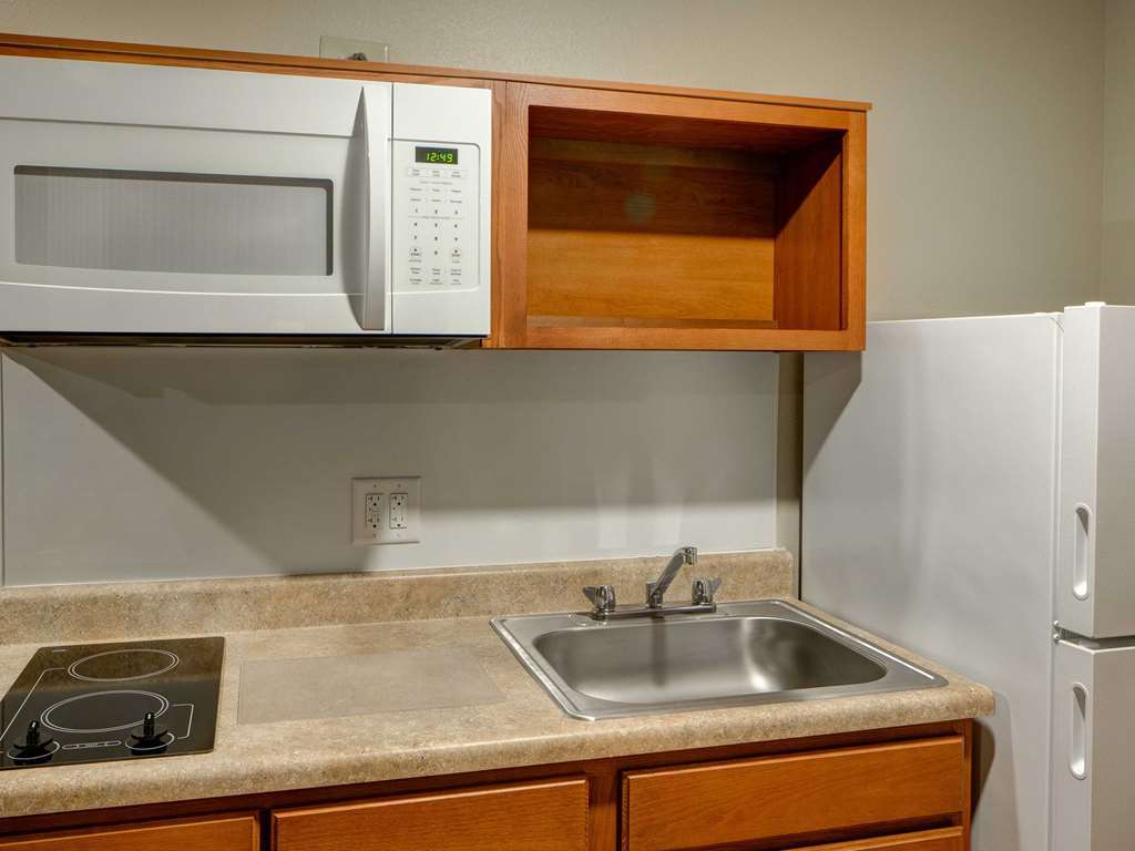 Woodspring Suites Louisville Clarksville Номер фото